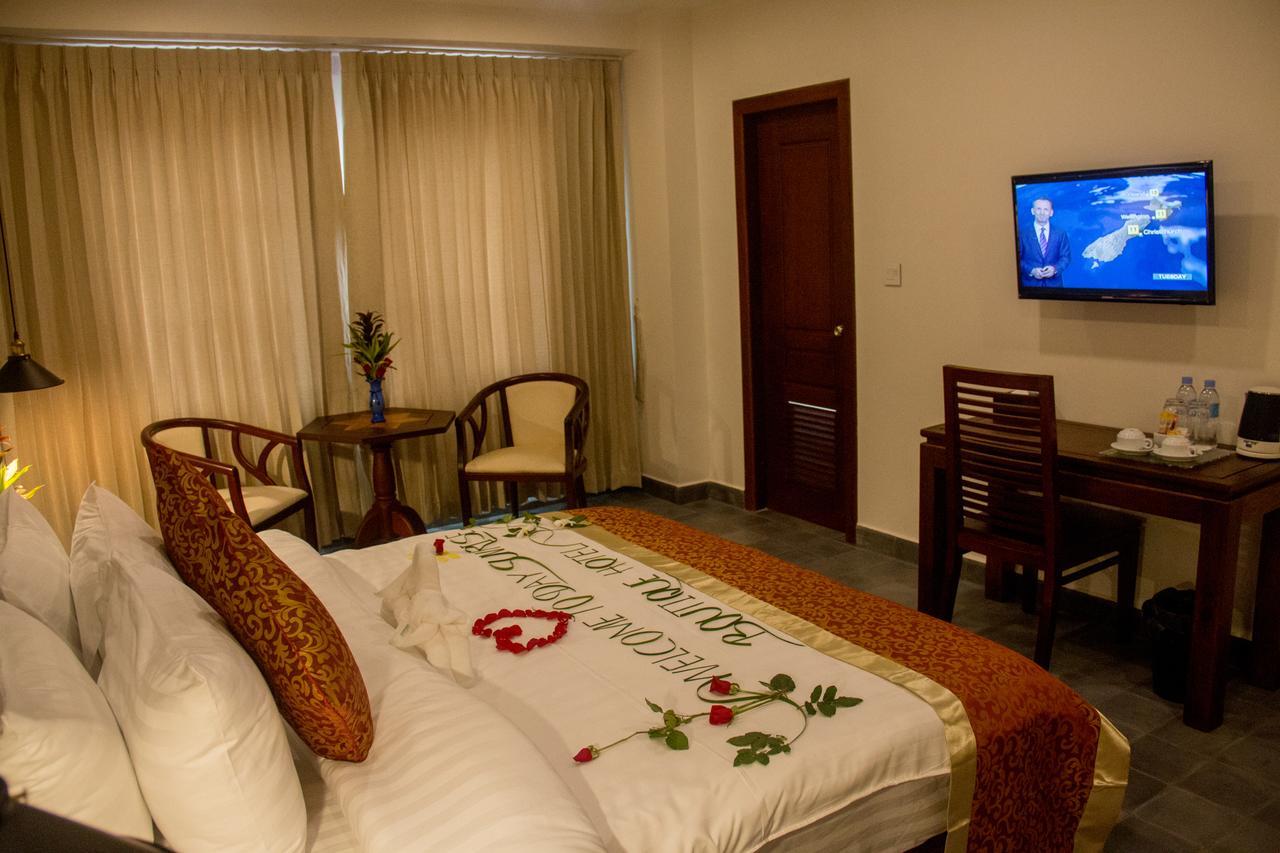 Day Sunrise Boutique Hotel 시엠리아프 외부 사진